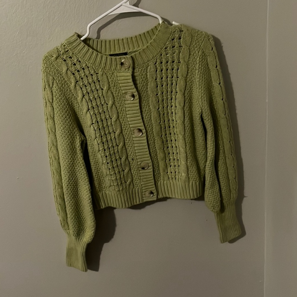Light green small sweater/ cardigan